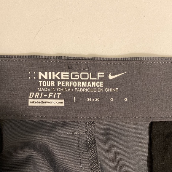 NikeGolf - men’s tour performance 36x30 NWOT - Picture 2 of 12